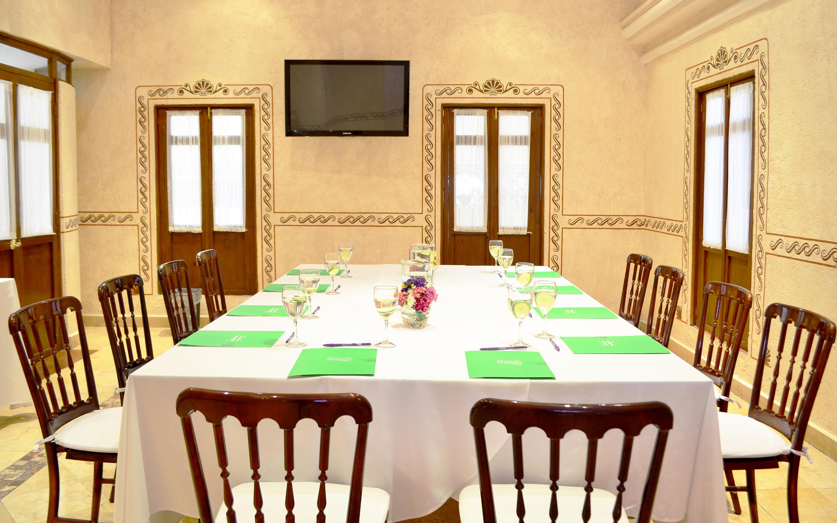 Hotel Mision Arcangel 4*