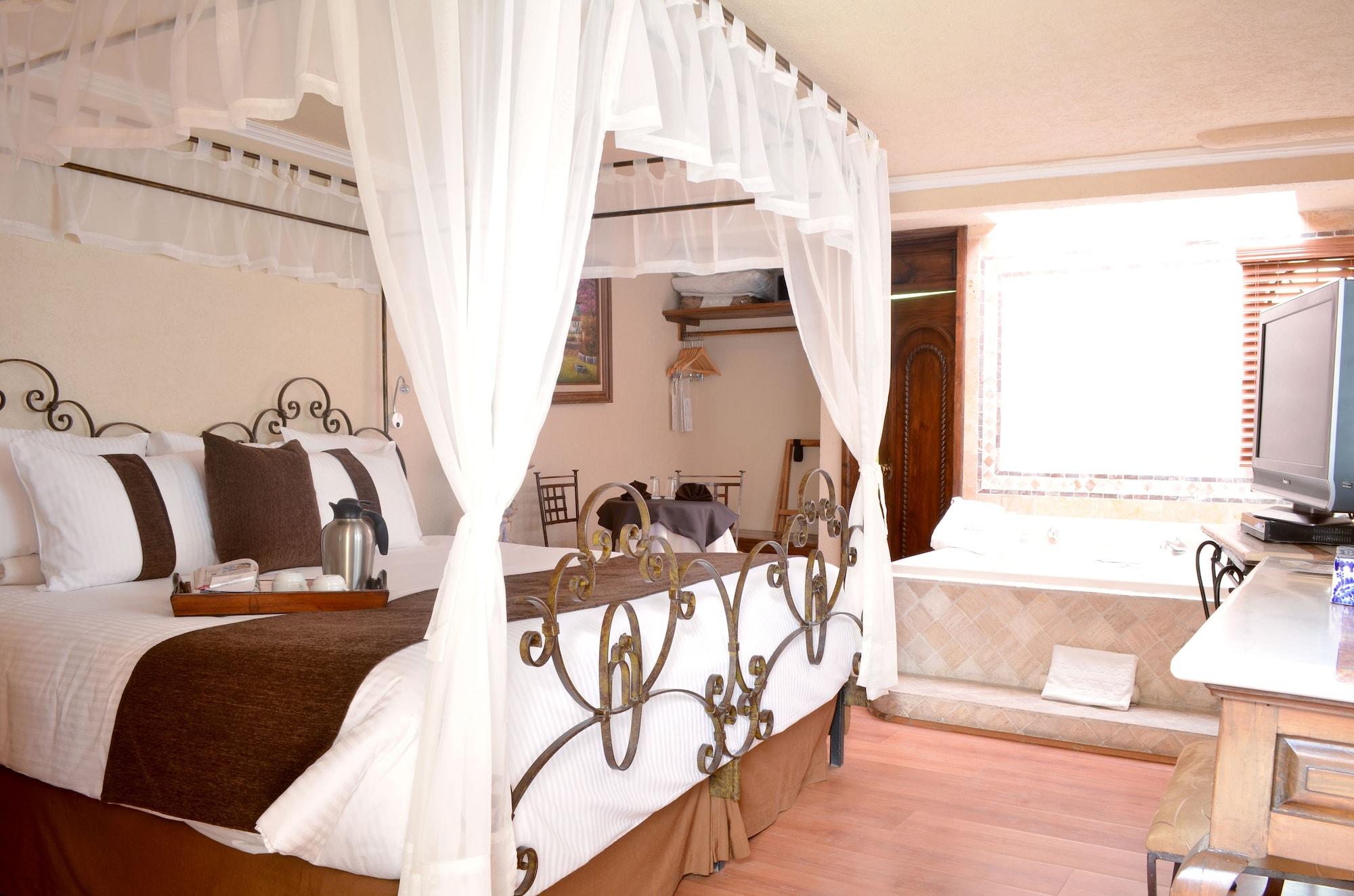 Hotel Mision Arcangel