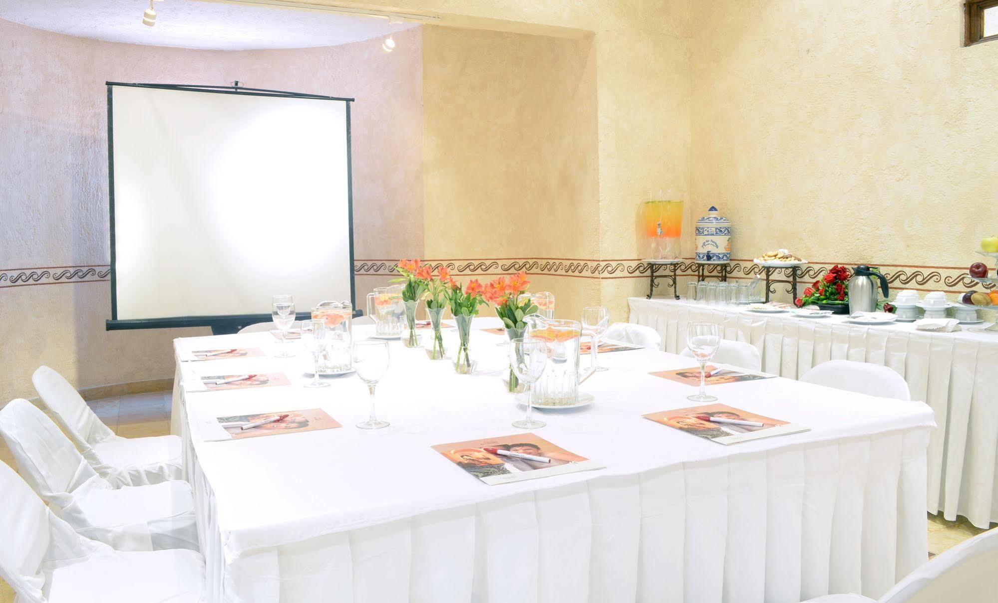 Mision Arcangel Hotel 4*